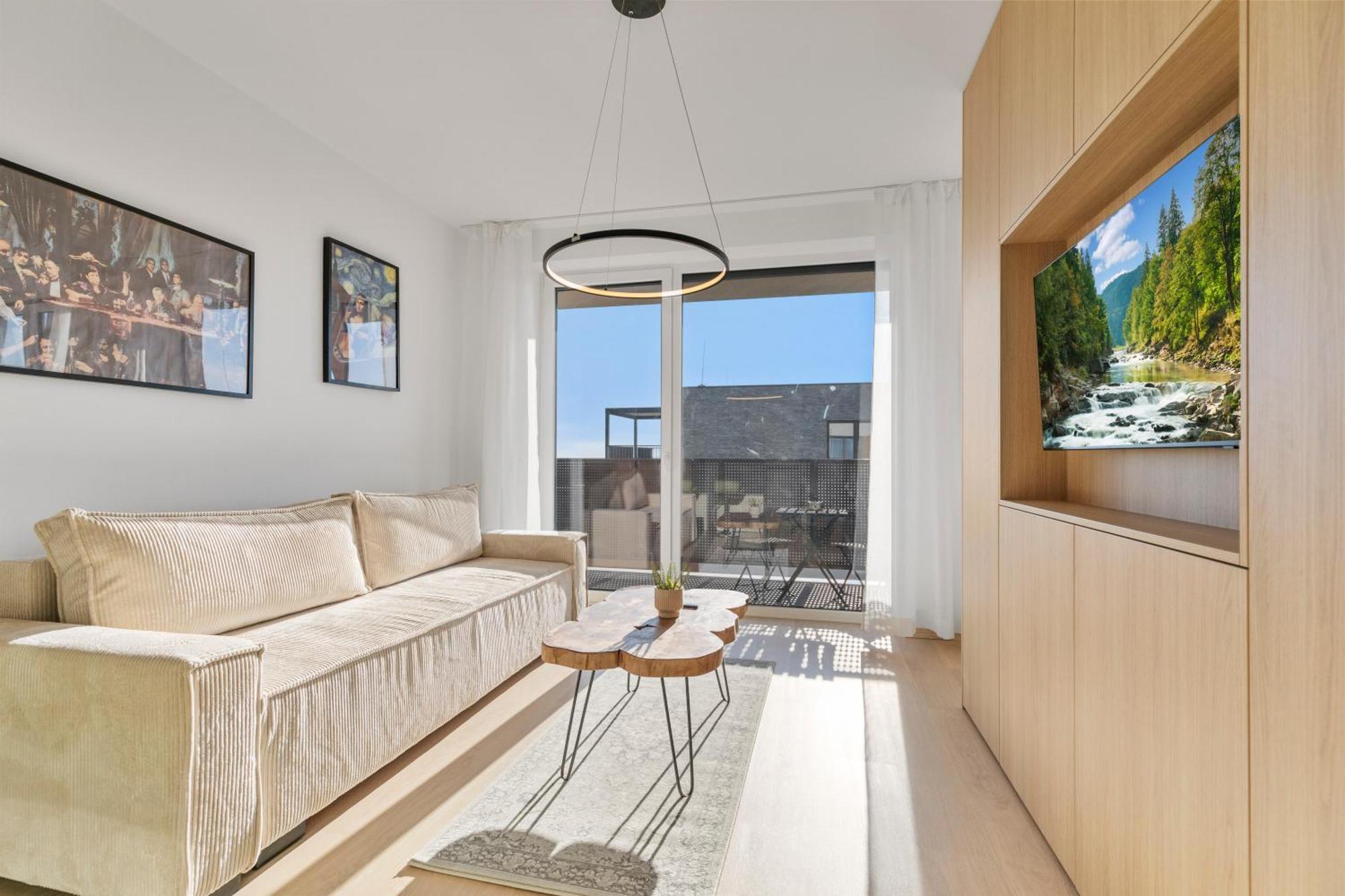 Apartment Modern With Ac And Balcony Modra